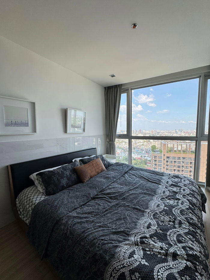 P-119752 Condo for rent Sky Walk Condominium fully furnished (Confirm again when visit).