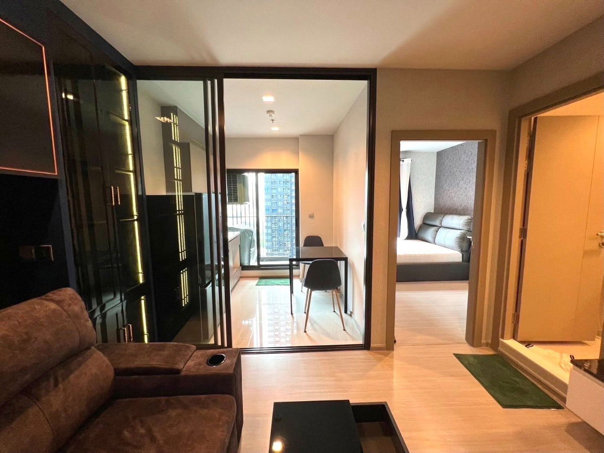 Condo for Rent LIFE Asoke - Rama 9