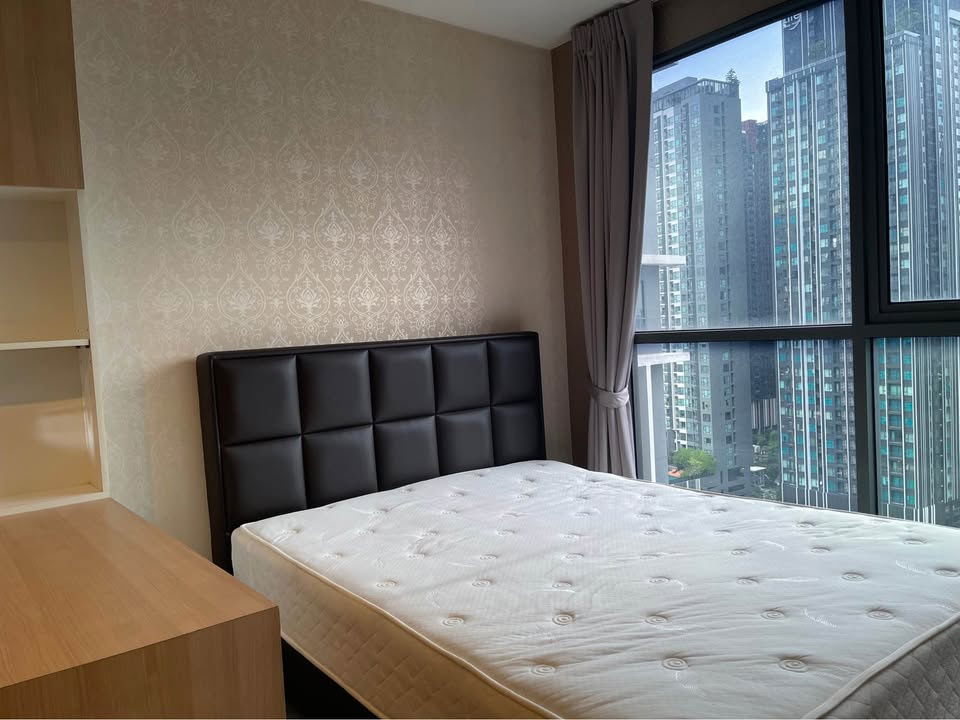 G1160💛中国客户，请加微信。(在联系方式的旁边) 🅵🅾🆁  🆁🅴🅽🆃 IDEO Mobi Rama 9 🅻🅸🅽🅴 ❤️💜@condopremium💜❤️Ready to move in ⬛🟨 📞 065 695 3645🟨⬛