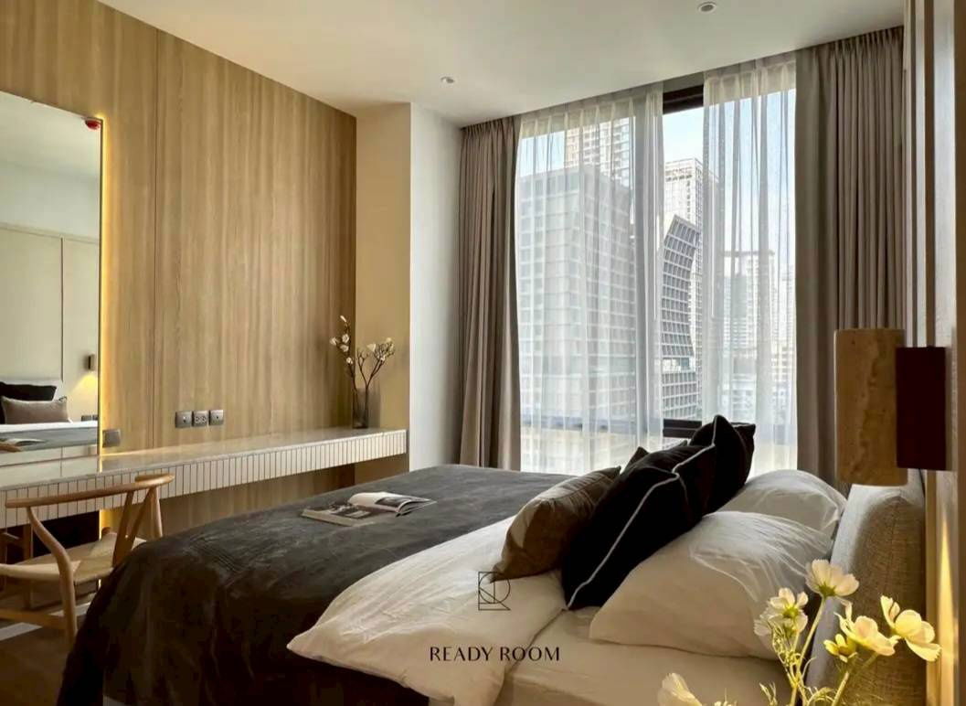 🏢 出租豪华公寓：Muniq Langsuan，花园景观，宽敞实惠 |