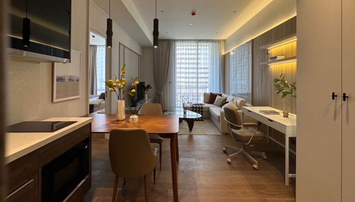 Muniq                    Langsuan