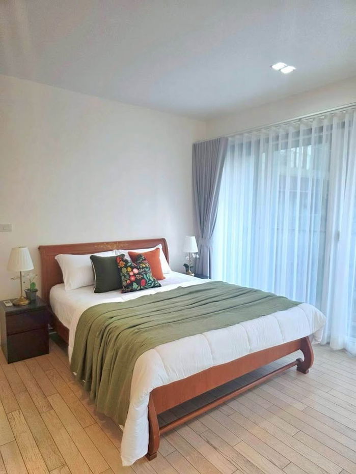P-43811 Condo for rent Noble Solo fully furnished (Confirm again when visit).