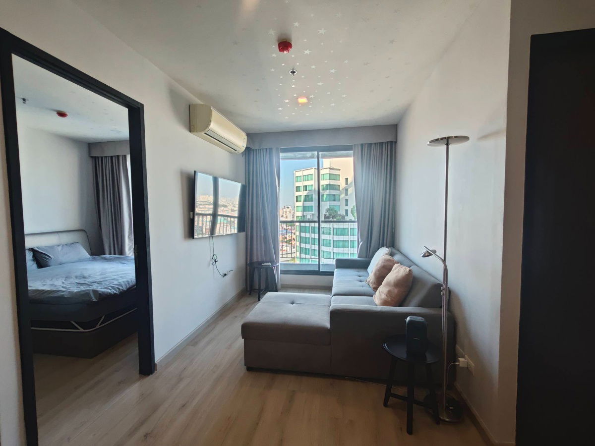 Code: KJ10181 for rent Rhythm Sukhumvit 44/1 🔥🔥 Line ID: @kjcondo (with @)🔥🔥