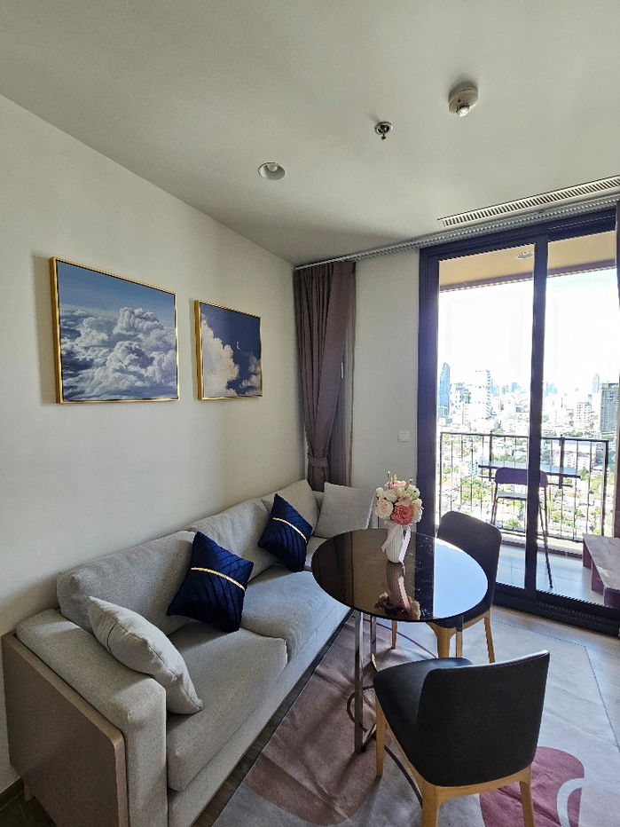 Hot!! For​ Rent​ Oka​ Haus​ sukhumvit36 2​Bedroom​ 35thFloor Owner​ post!! Special price