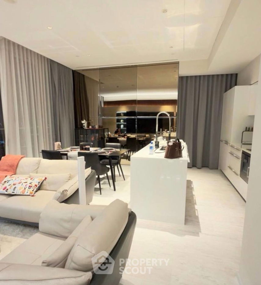 2-BR Condo at Four Seasons Private Residences Bangkok near BTS Saphan Taksin (ID 2477817)