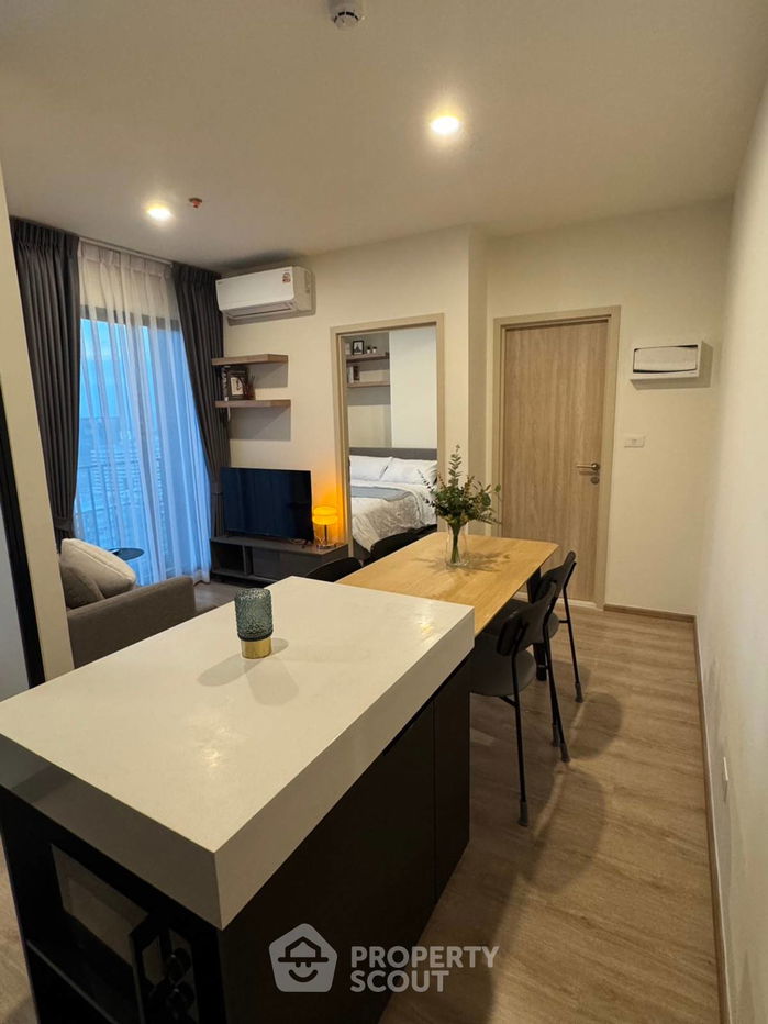 2-BR Condo at Nue District R9 near MRT Phra Ram 9 (ID 2479246)