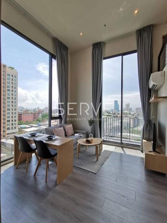 Duplex 2 Beds Large Room  City View Fully furnished Good Location Close to BTS Saphan Khwai @ The Reserve Phahol-Pradipat