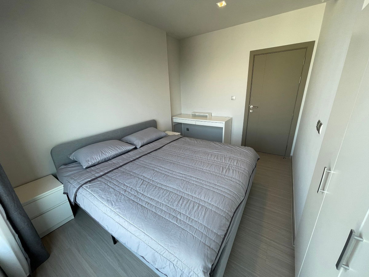 P-106530 Condo for rent LIFE Asoke - Rama 9 fully furnished (Confirm again when visit).