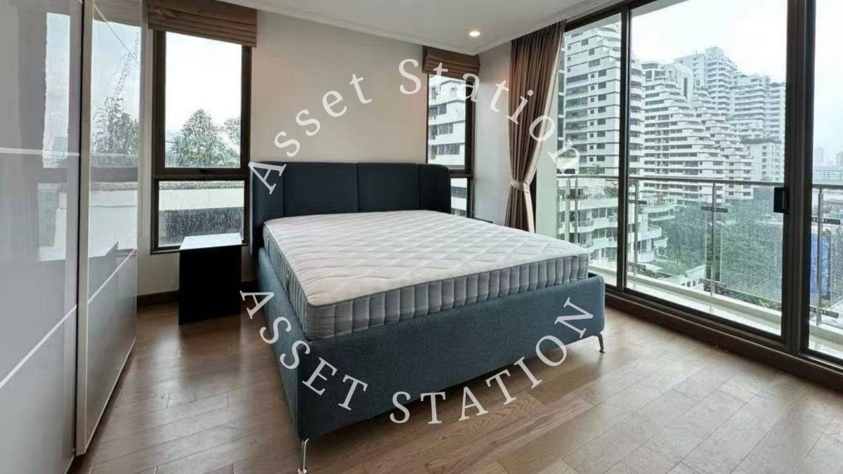 ⭐Luxury condo Supalai Oriental Sukhumvit 39, beautiful room with great view, ready to move in.
