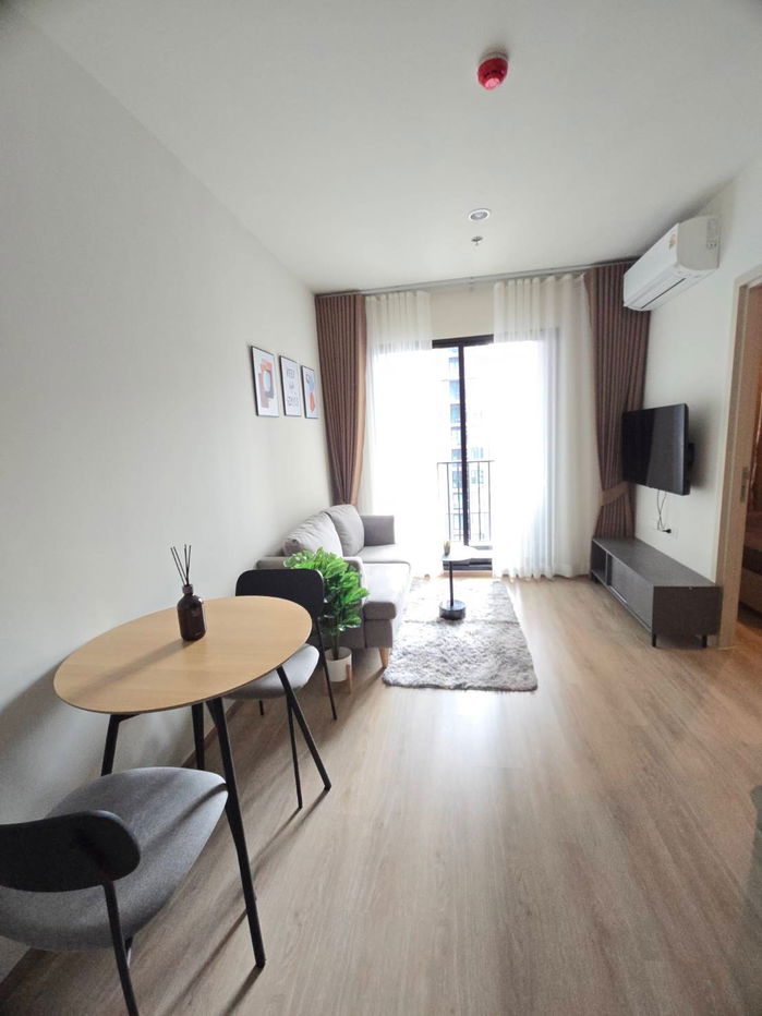 Ready to move in :🌟𝐍𝐮𝐞 𝐃𝐢𝐬𝐭𝐫𝐢𝐜𝐭 𝐑𝟗🌟 1 Bedroom Tower N Corner Unit Fully Furnished