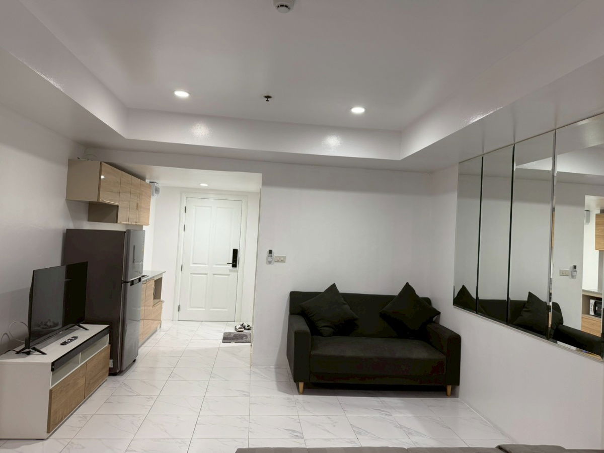 The Ninth Srinakarin Road Suan Luang Rama 9