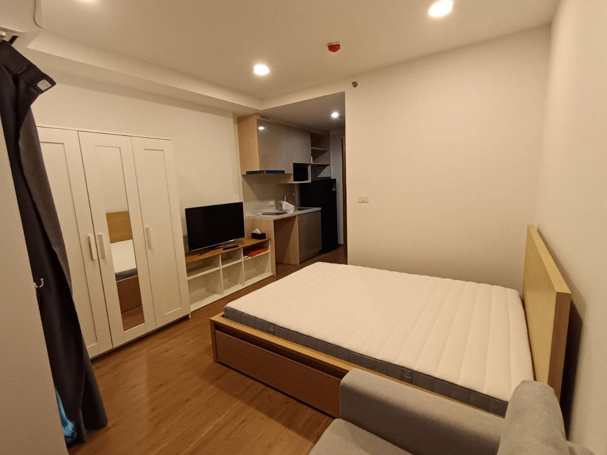 For Rent 1 Bed Studio Condo The Living Ramkhanhaeng