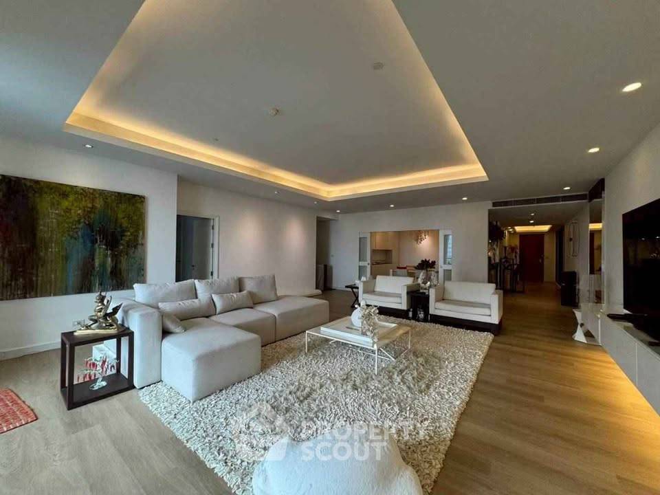 3-BR Condo at Sky Villas Sathorn in Bang Khlo (ID 2474274)