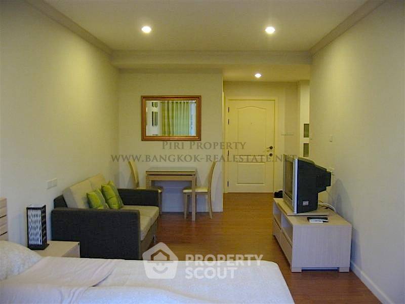 1-BR Condo at Grand Park View Asoke near MRT Sukhumvit (ID 509589)