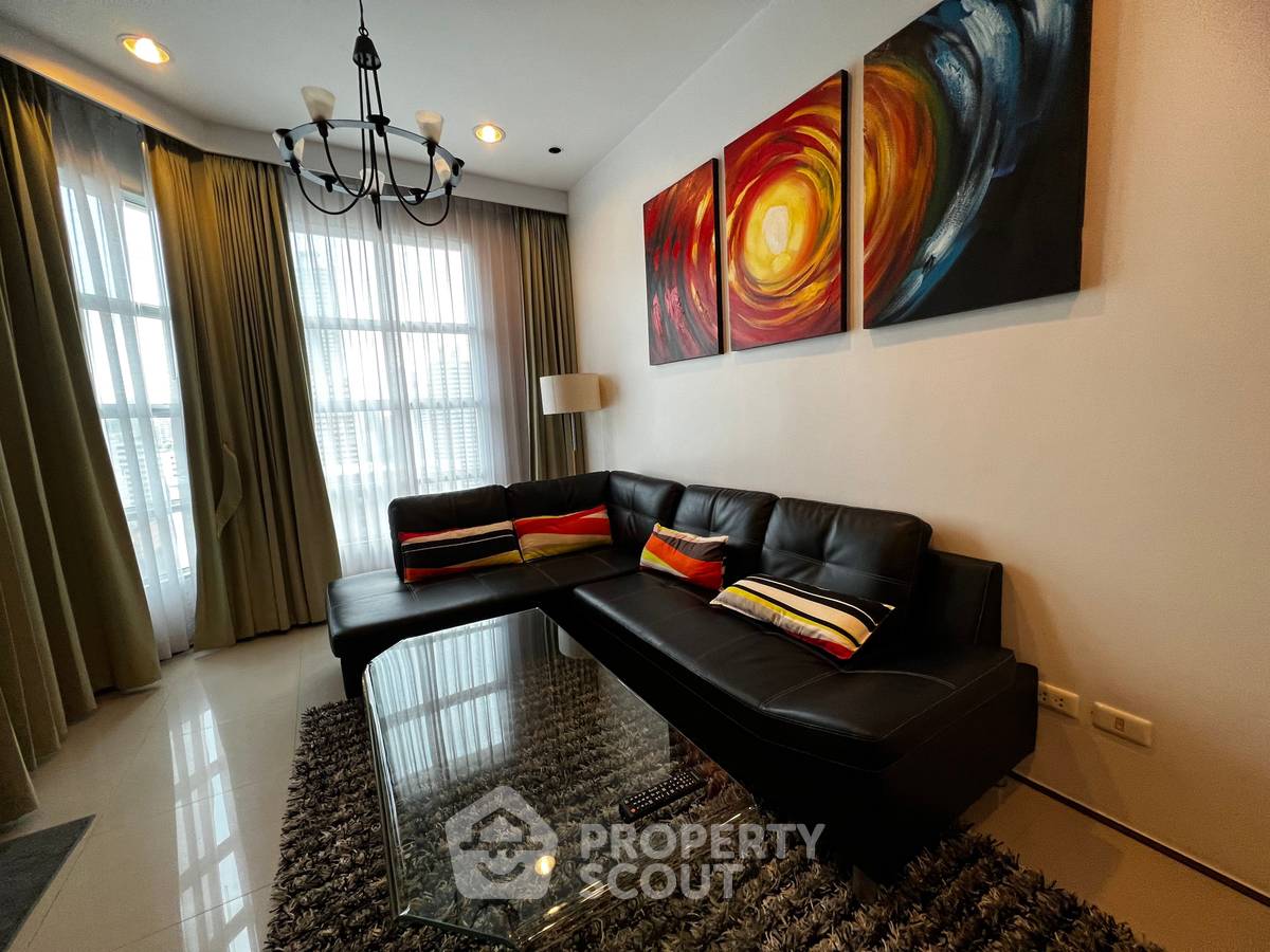 คอนโด 2 ห้องนอน ซิตี้ สมาร์ท สุขุมวิท 18 ใกล้ BTS อโศก (ID 514020)