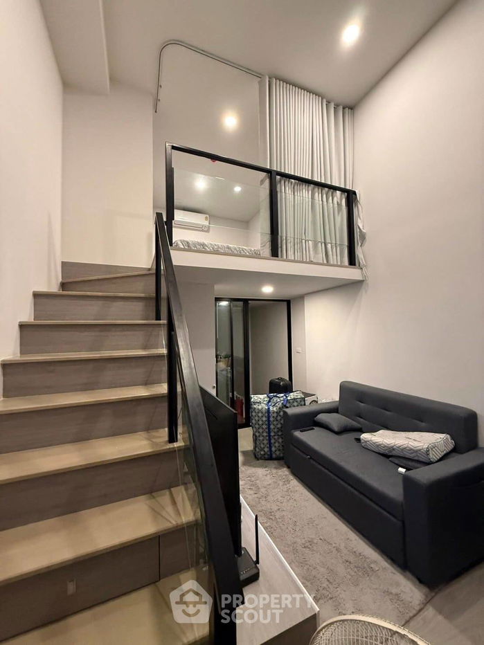 1-BR Condo at Origin Plug & Play Ramkhamhaeng Triple Station in Hua Mak (ID 2465850)