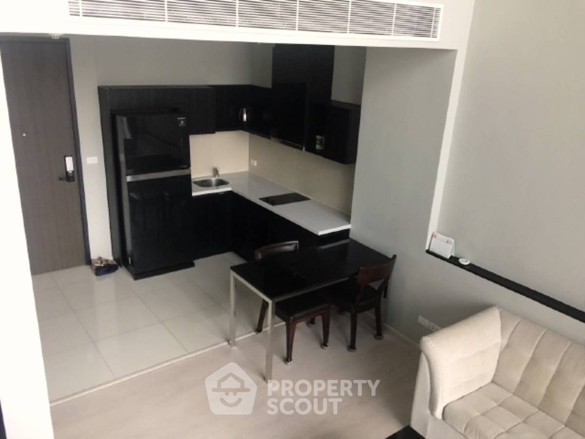 1-BR Duplex at Rhythm Sukhumvit 44/1 near MRT Khlong Toei (ID 950924)