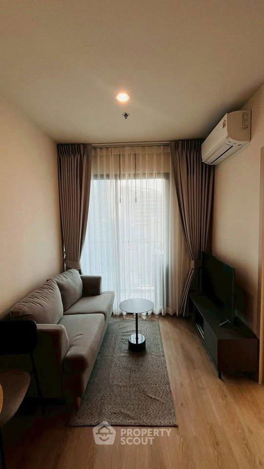 1-BR Condo at Nue District R9 near MRT Phra Ram 9 (ID 2477665)