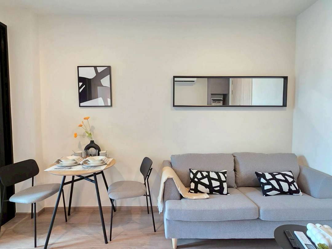 Nue District R9 good unit for rent