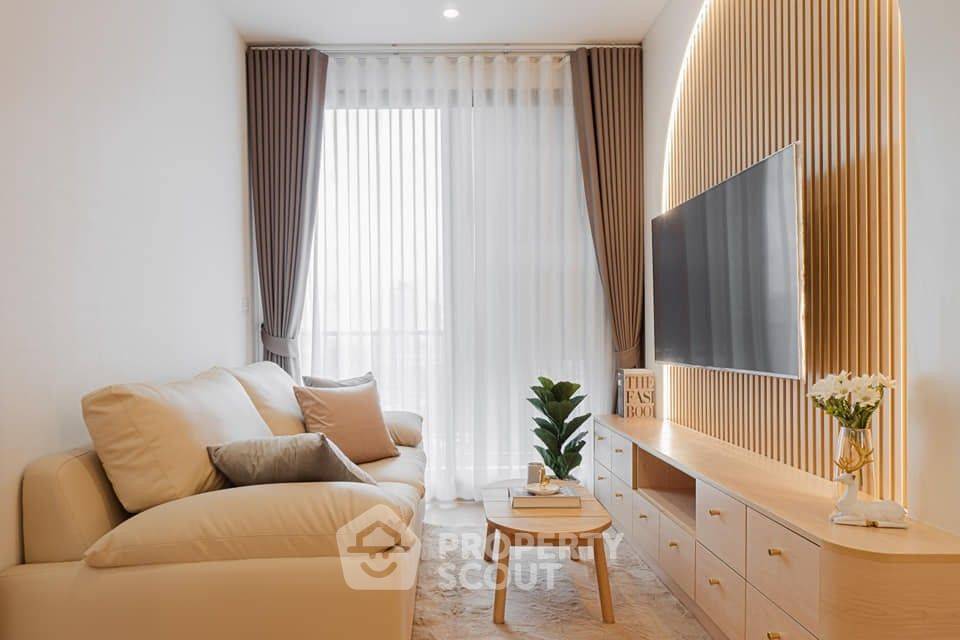 2-BR Condo at Maru Ekkamai 2 near BTS Ekkamai (ID 1983553)