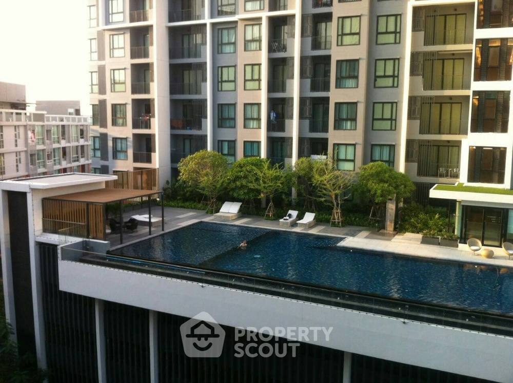 1-BR Condo at Quinn Condo Ratchada 17 near MRT Sutthisan (ID 630859)
