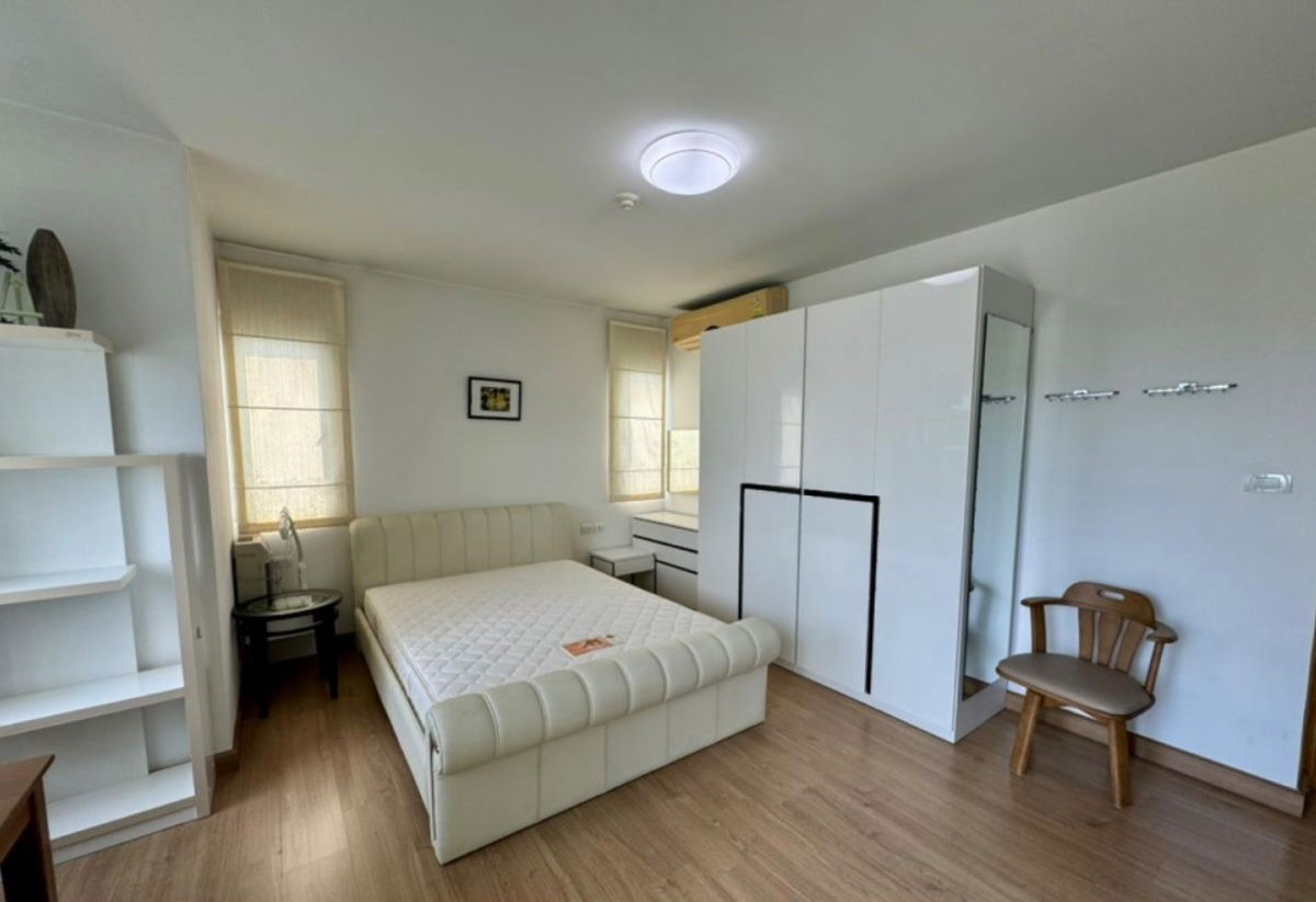 For rent: Supalai Park Srinakarin, beautiful unit, great location, ready to move in, near MRT Sri Udom. Interested? Add Line: @841qqlnr