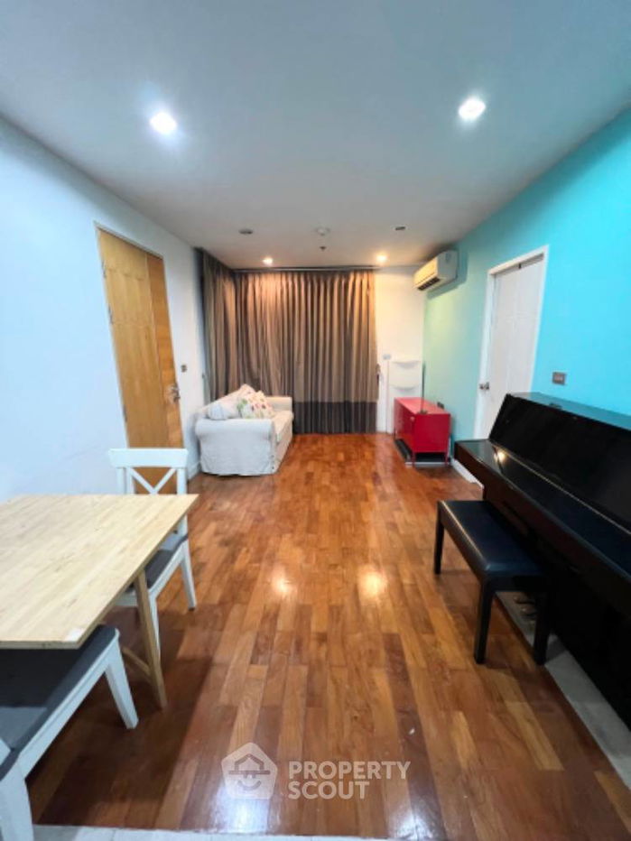 1-BR Condo at Baan Siri Silom near BTS Surasak (ID 1123614)