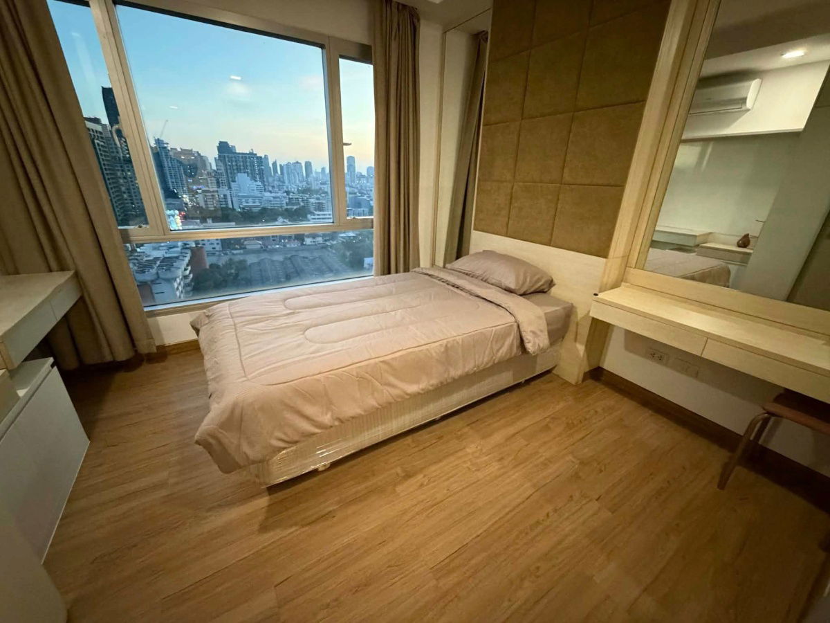 For Rent: Condo THRU Thhonglor *Nice 2 BedRoom* at Line: @homefinder