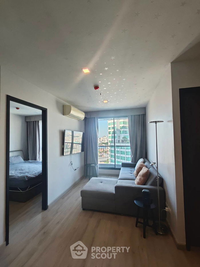 2-BR Condo at Rhythm Sukhumvit 44/1 near BTS Phra Khanong (ID 2480126)