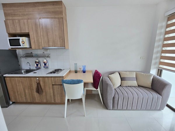 🔥Great deal for rent🔥 good condition room with new sofa and new washing machine at Ideo Mix Sukhumvit 103