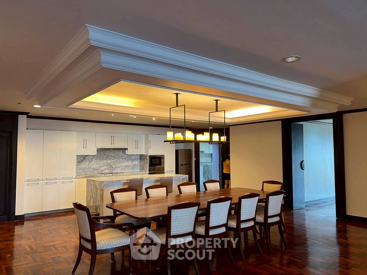 4-BR Condo at Kallista Mansion near ARL Makkasan (ID 2480068)
