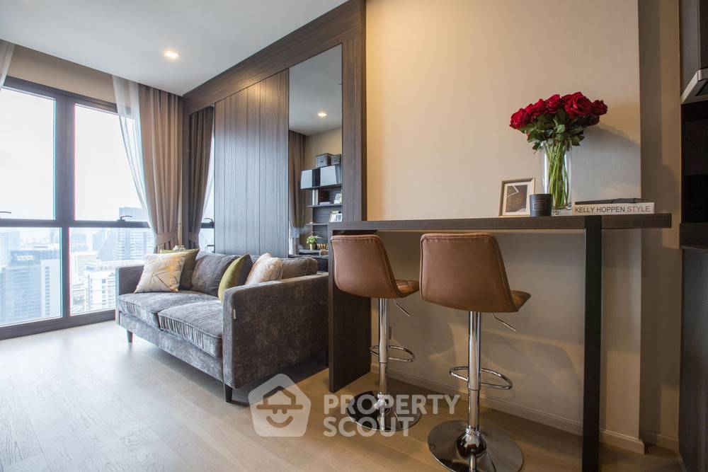 1-BR Condo at Ashton Asoke near MRT Sukhumvit (ID 384772)