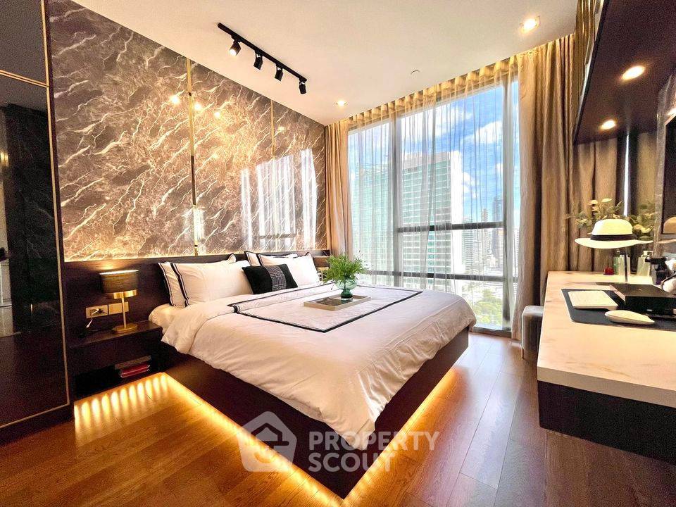 1-BR Condo at The Bangkok Sathorn near BTS Surasak (ID 993118)