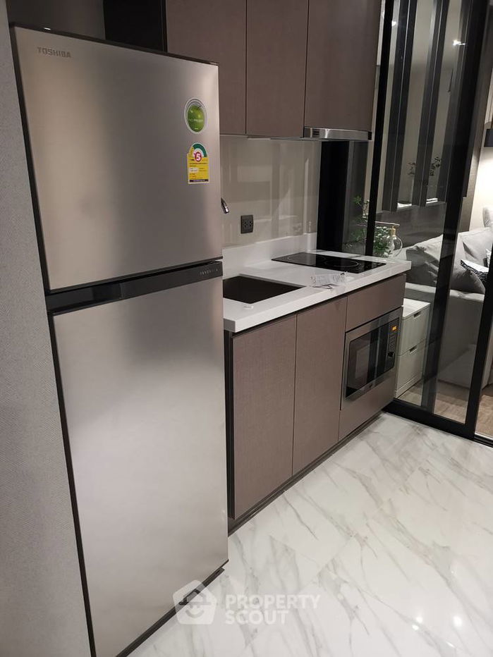 1-BR Condo at Rhythm Ekkamai near BTS Ekkamai (ID 372616)