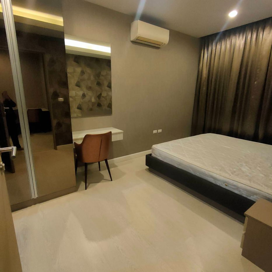 Condo for rent, fully furnished, ready to move in, near expressway, 2 bedrooms, 2 bathrooms