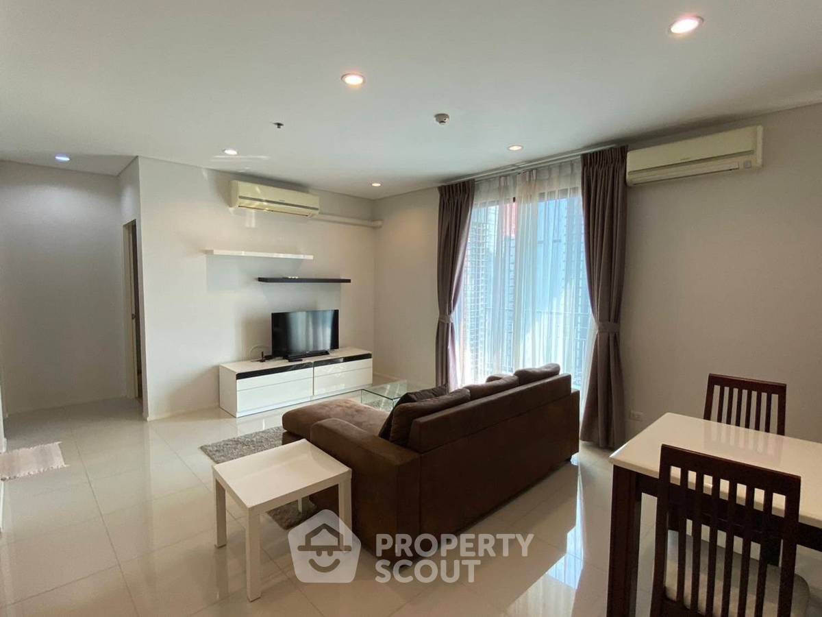 2-BR Condo at Villa Asoke near MRT Phetchaburi (ID 1361716)