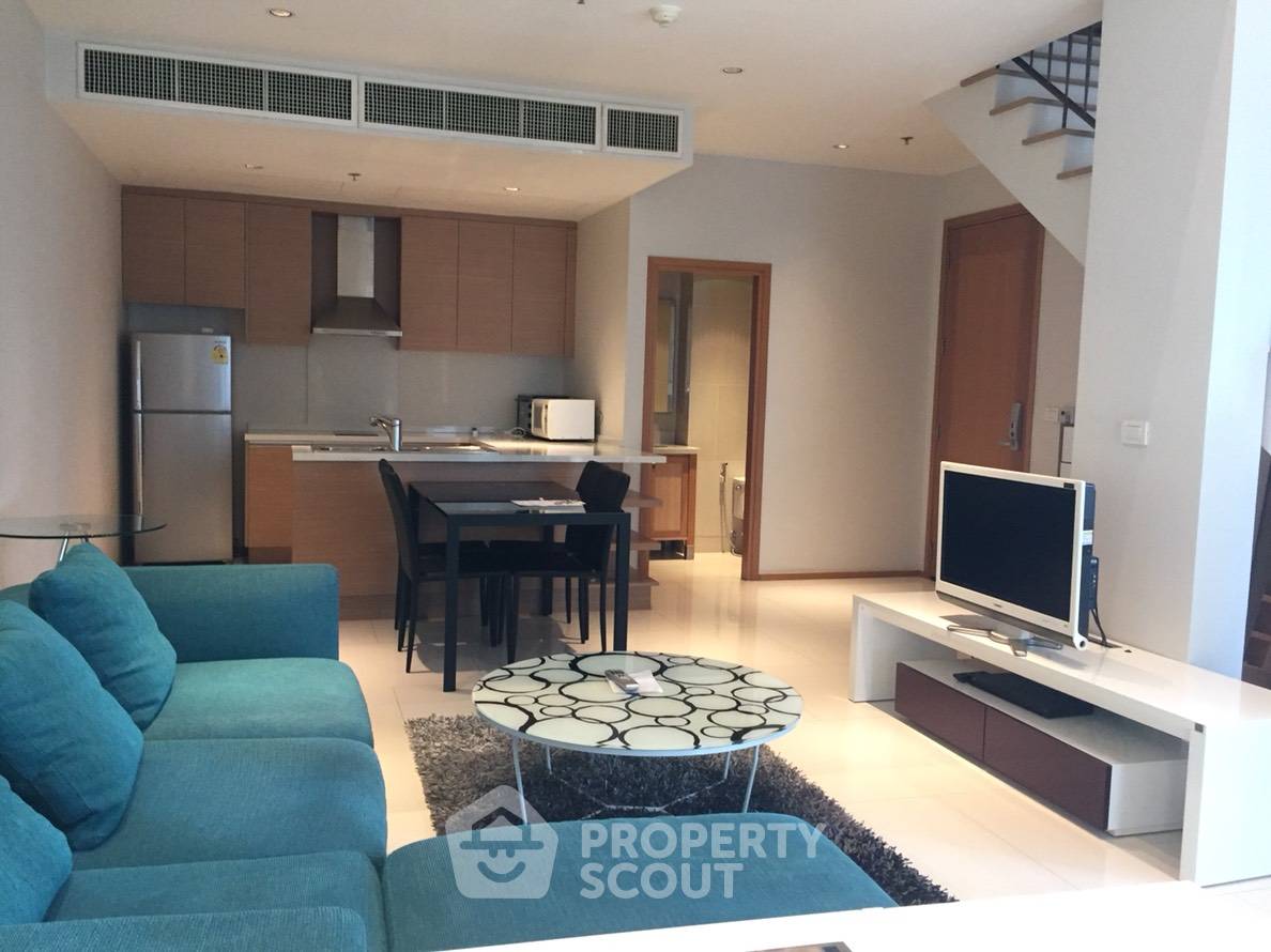 1-BR Condo at The Emporio Place near BTS Phrom Phong (ID 1531165)