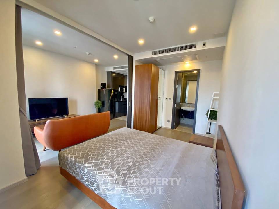 คอนโด 1 ห้องนอน แอท แอชตัน อโศก ใกล้ MRT สุขุมวิท (ID 2481610)