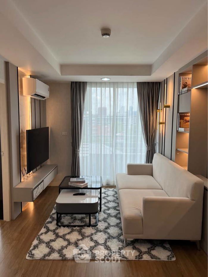 2-BR Condo at The Kris Ratchada 17 near MRT Sutthisan (ID 2482567)