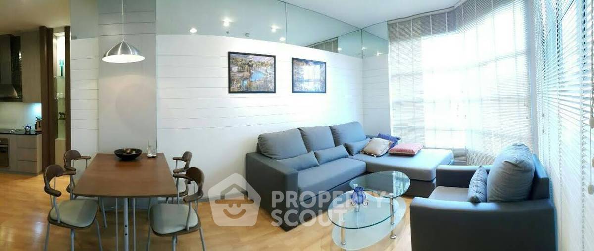 คอนโด 2 ห้องนอน ซิตี้ สมาร์ท สุขุมวิท 18 ใกล้ BTS อโศก (ID 884343)