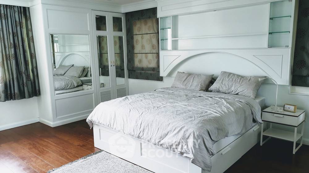 MRT Sukhumvit (ID 309271) အနီးရှိ Le Premier 1 ကွန်ဒိုရှိ 2-BR ကွန်ဒို၊