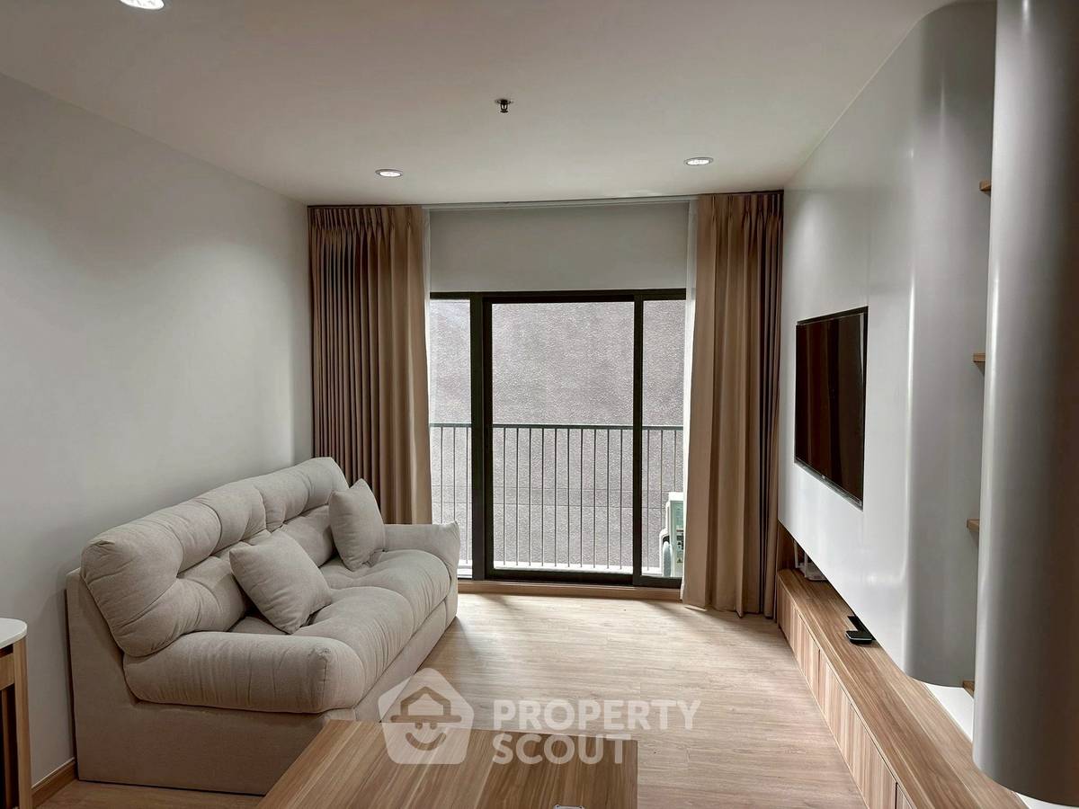 1-BR Condo at Noble Remix near BTS Thong Lor (ID 2454032)