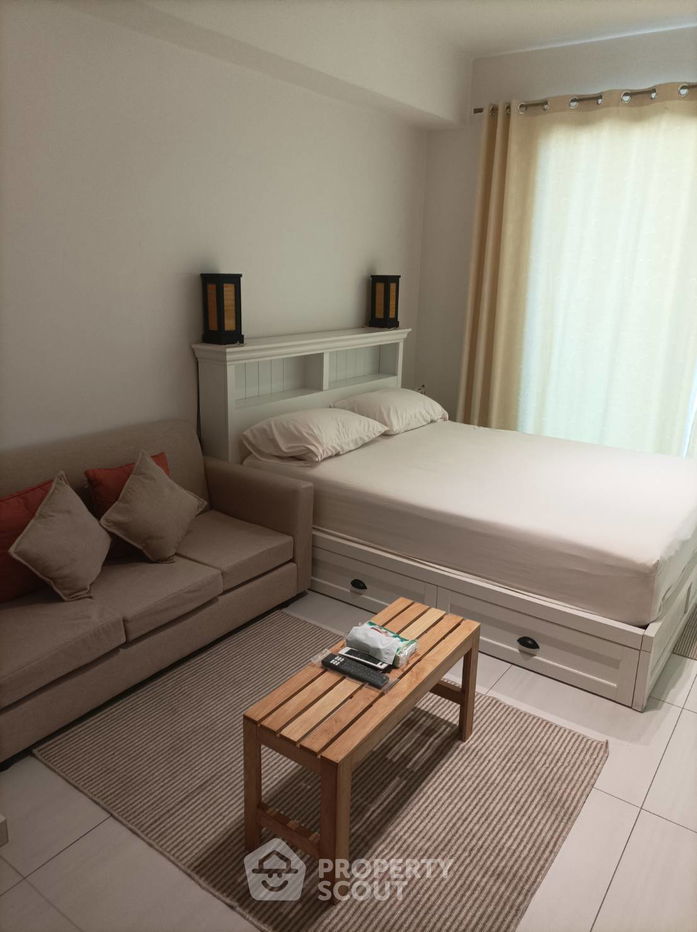 1-BR Condo at The Lofts Ekkamai near BTS Ekkamai (ID 1922897)