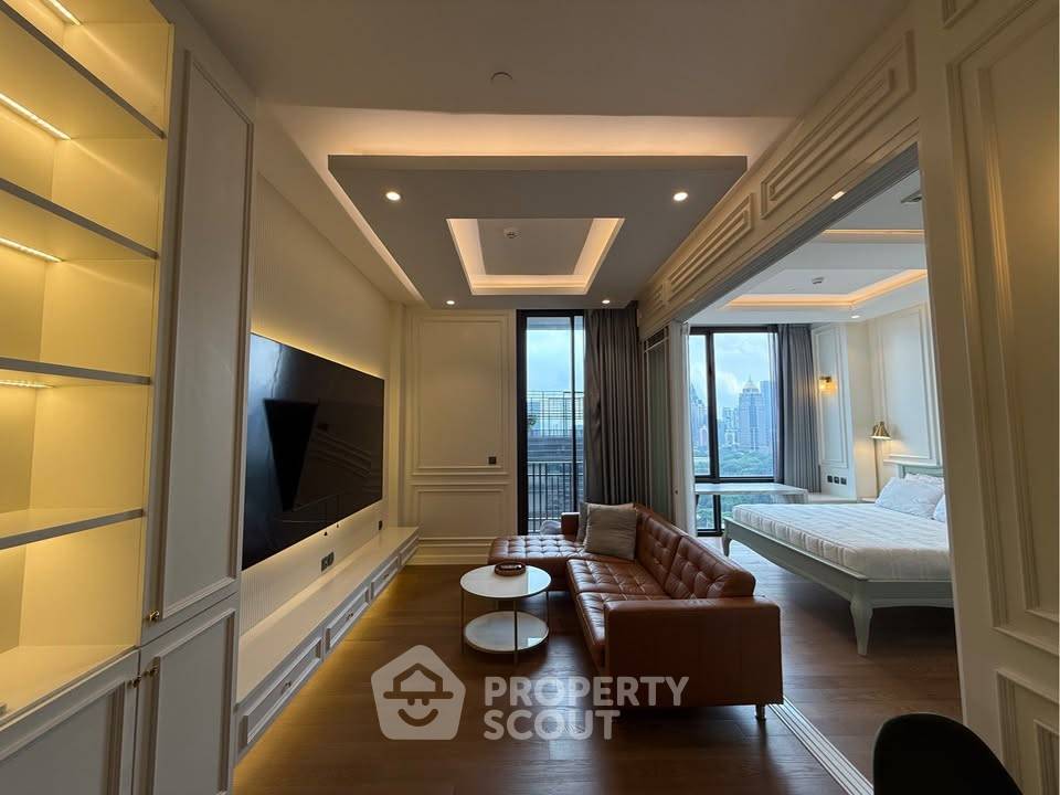 1-BR Condo at Muniq Langsuan near BTS Ratchadamri (ID 2480860)
