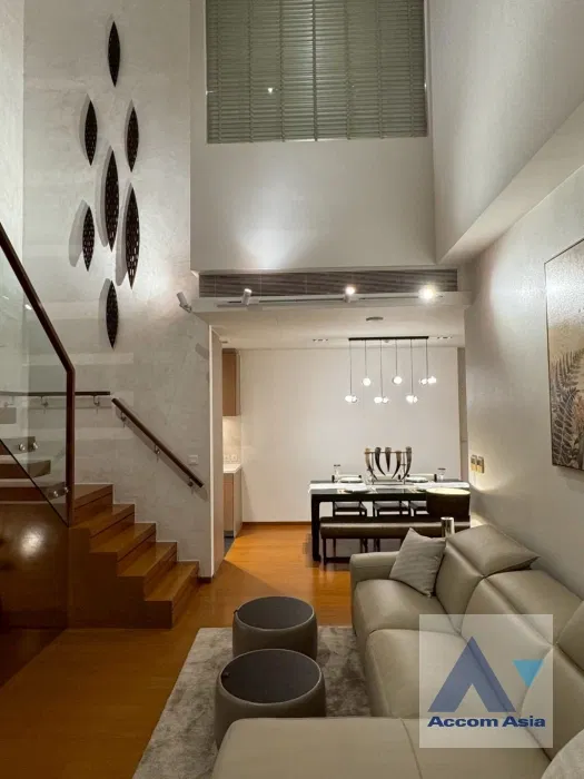 🔼🔽AccomA 📩 家具齐全，复式公寓 2 卧室公寓@素可泰公寓 (AA45181)