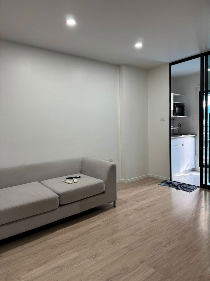 For rent condo green space sukhumvit77 phase2 line ID 0619636888