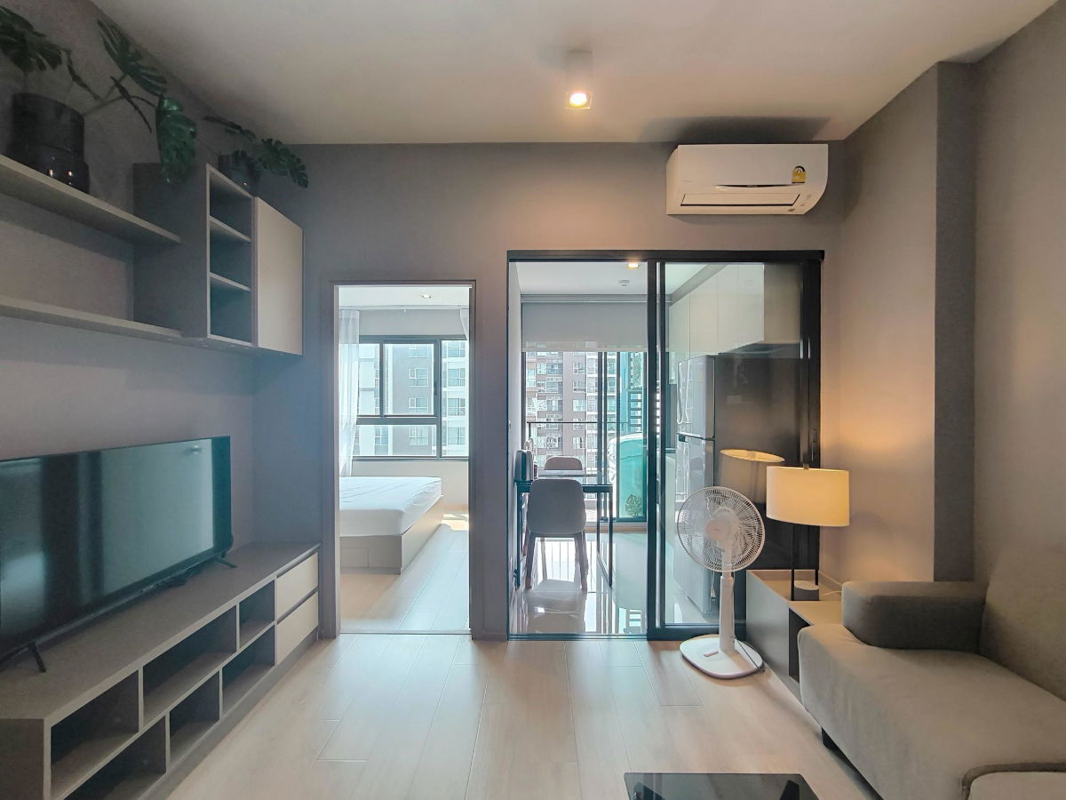 🌆 For Rent: IDEO Rama 9 - Asoke | Only 300m to MRT Rama 9 High Floor • City View • Ready to Move In @90condo 🌃