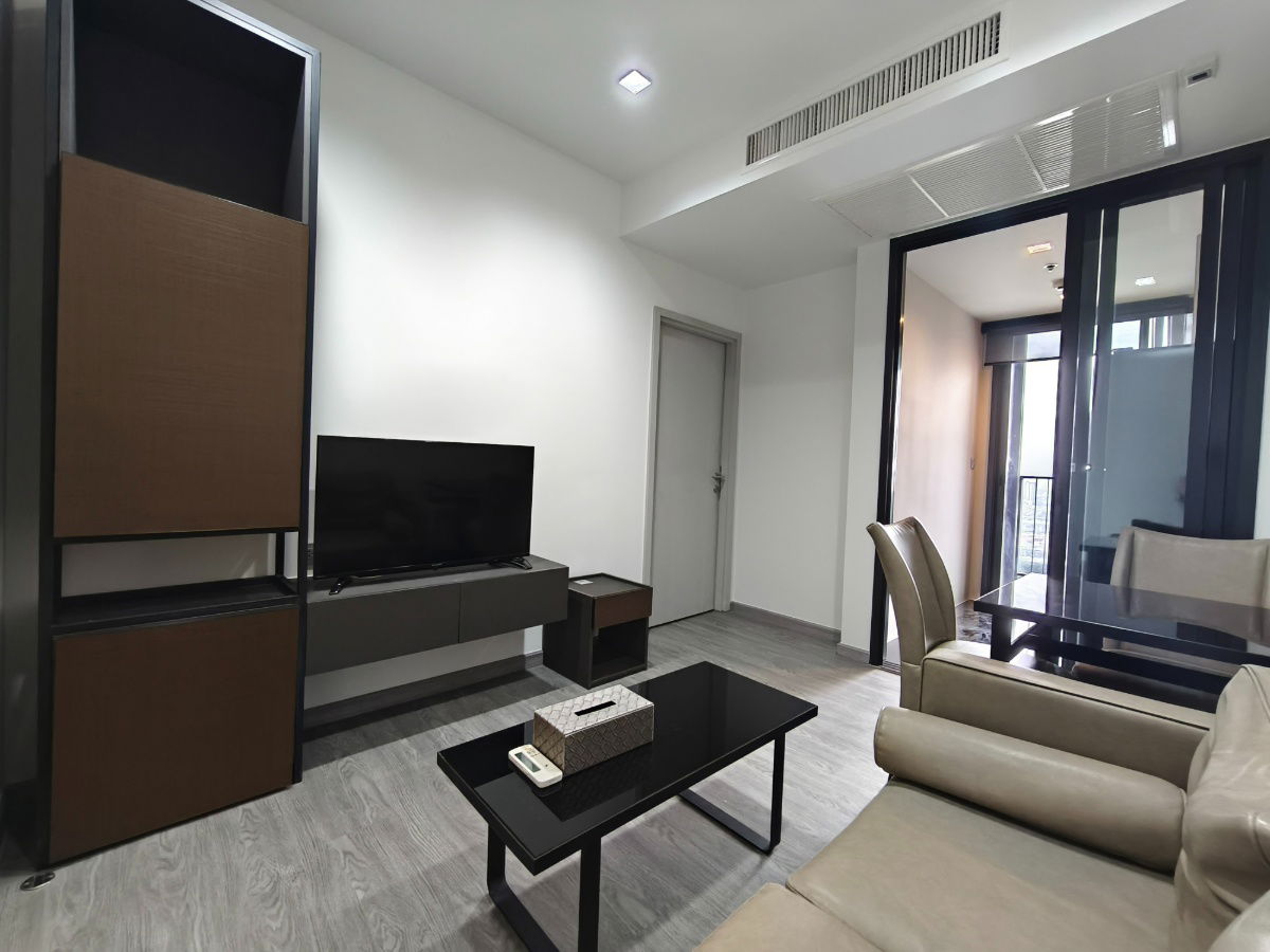 1-BR Condo at The Line Jatujak-Mochit near BTS Chatuchak Park