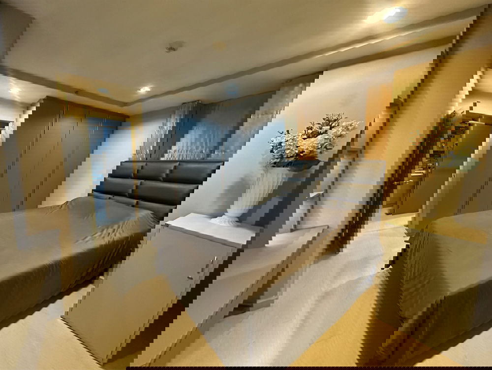 Call : 088-619-6695 Condo Resorta Yen-akat @Central Rama III, Corner Unit 44 sq.m 1 Bedroom 5th floor, Fully furnished