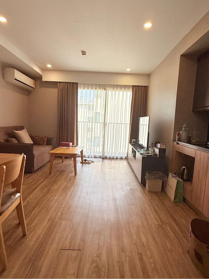 For Rent Blossom Condo @ Sathorn - Charoenrat) Line : @condo24 (with@too)